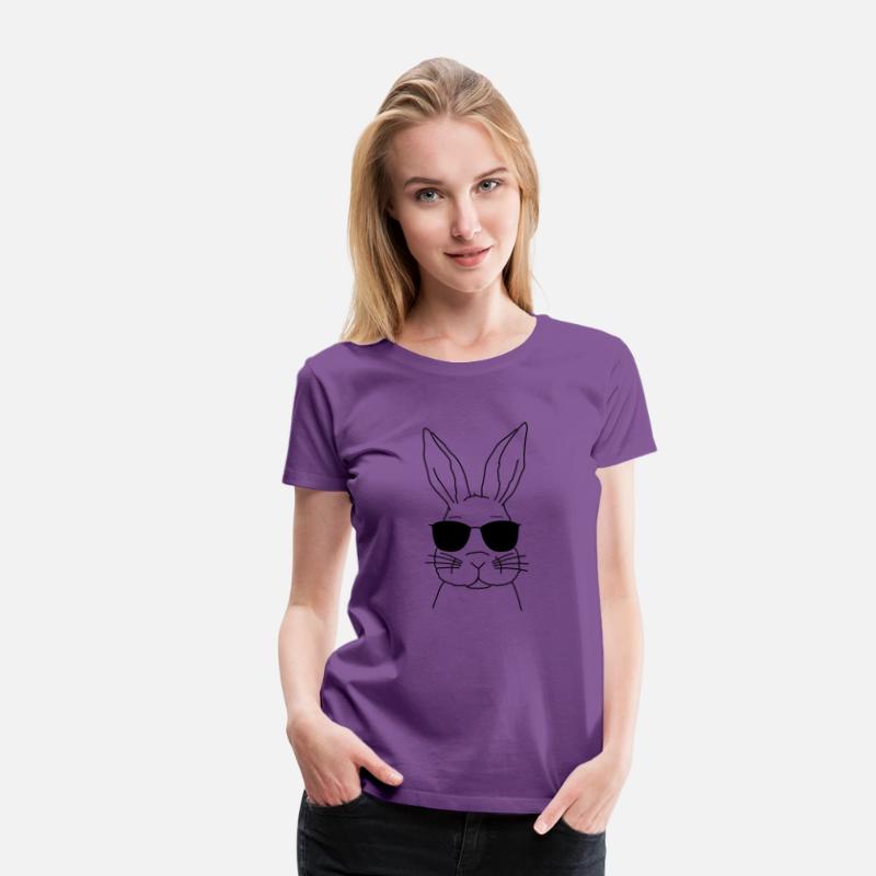 Cool bunny rabbit with sunglasses